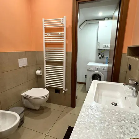 Il Ricordo - Con Giardino * マンデッロ・デル・ラーリオ